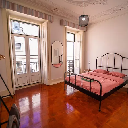 On Calcada Do Combro, Location Habitación en casa particular