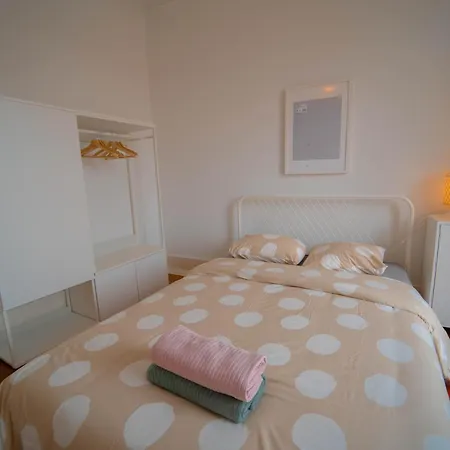 Habitación en casa particular On Calcada Do Combro, Location